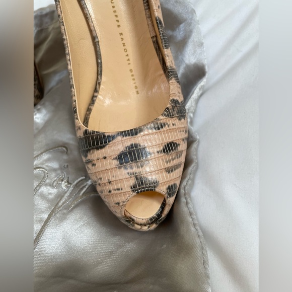 Giuseppe Zanotti Python Snakeskin Neutral Stilettos - Sz 35.5 IT - Picture 5 of 6